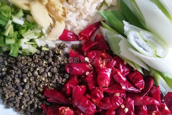 麻辣水煮鱼的做法图解1