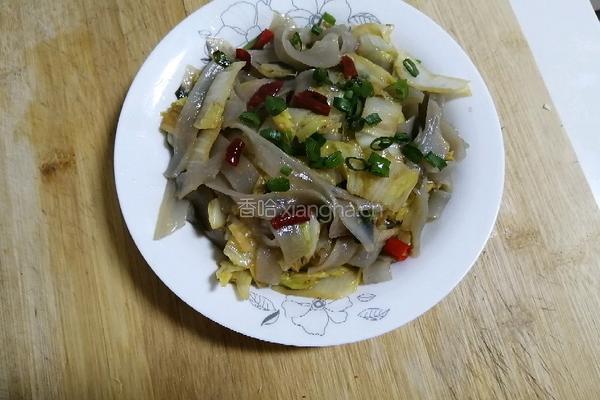 酸辣白菜炒宽粉的做法图解6