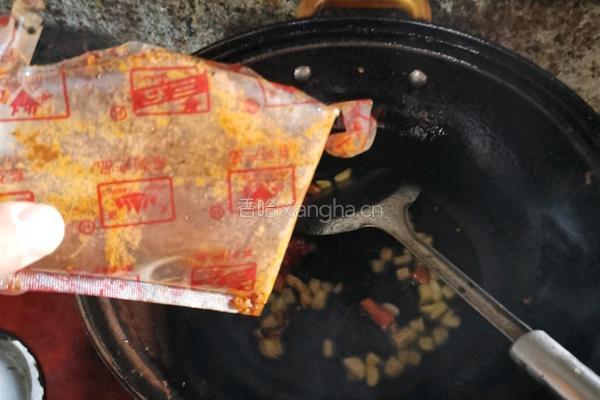 青椒炒牛肚的做法图解5