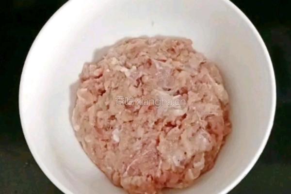 豆角肉沫便当的做法图解1