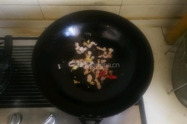 莴苣青椒炒肉丝的做法图解5
