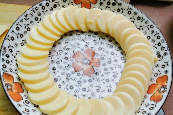 豆腐蒸蛋的做法图解3