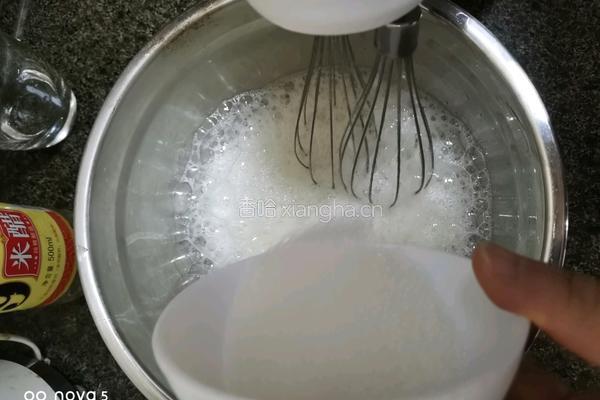 自制双色蛋糕的做法图解12