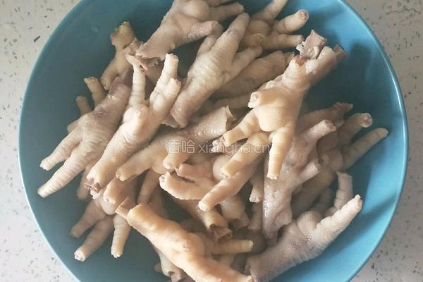 家常红烧鸡爪的做法图解4