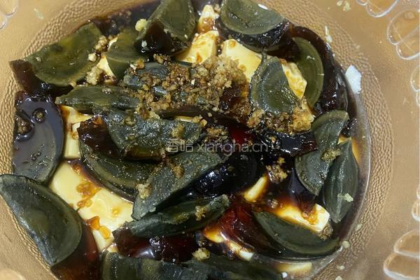 家常皮蛋豆腐的做法图解8