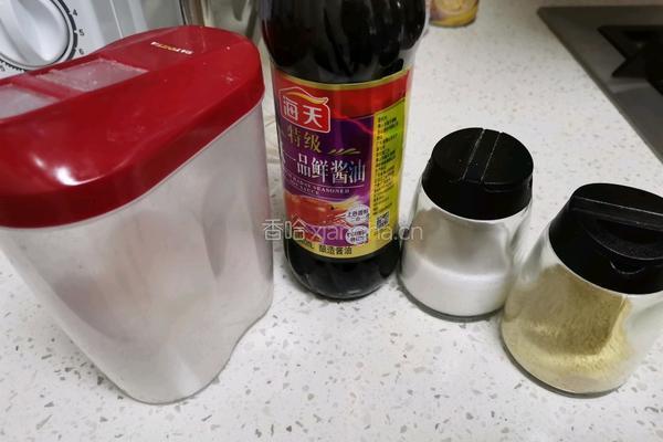 地道的东北特色快手菜芹菜炒粉的做法图解4
