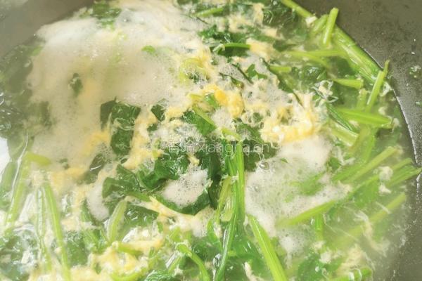 鸡蛋菠菜汤的做法图解4