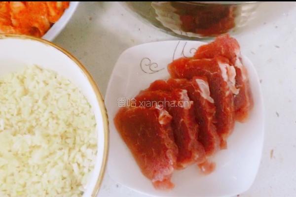 炖韩式辣白菜的做法图解2