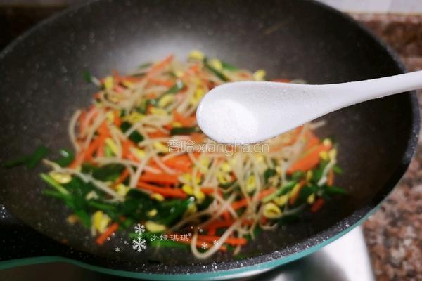 韭菜炒豆芽的做法图解9