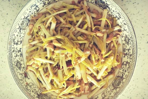 肉丝蒜黄的做法图解8