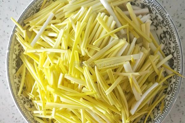肉丝蒜黄的做法图解4