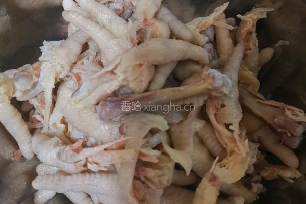无骨鸡爪的做法图解3