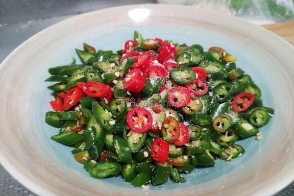 辣椒炒面的做法图解2