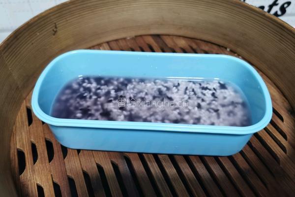 莲菜炒肉丝双色米便当的做法图解1