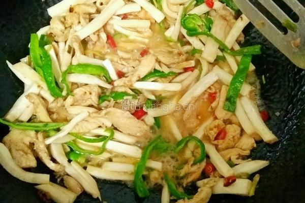 杏鲍菇烧鸡脯肉的做法图解4