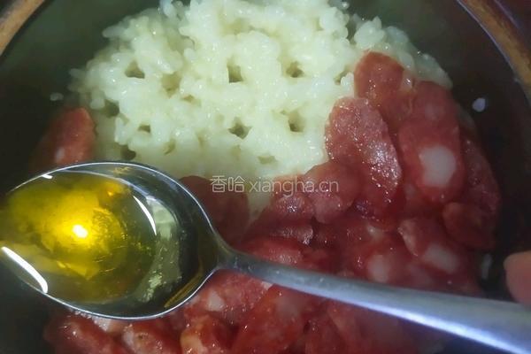 腊肠煲仔饭的做法图解9