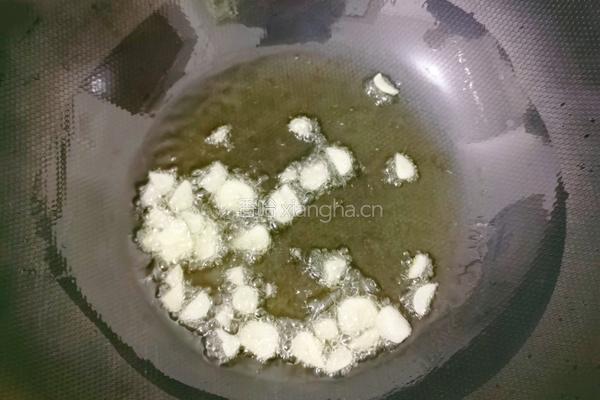 胡萝卜炖土豆片的做法图解3