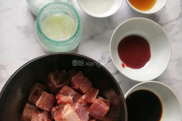 糖醋排骨的做法图解1