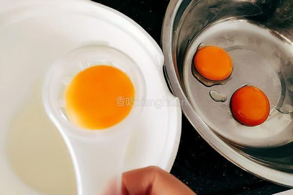 虾粒电饭煲蛋糕的做法图解3