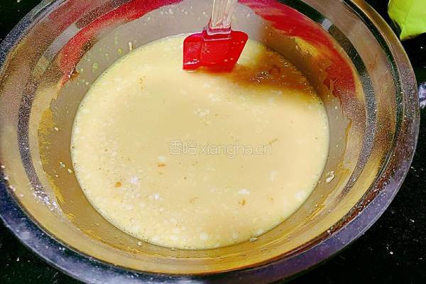 虾粒电饭煲蛋糕的做法图解5