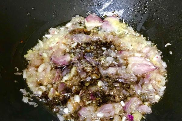 香哭隔壁家的葱油淋鸡的做法图解5