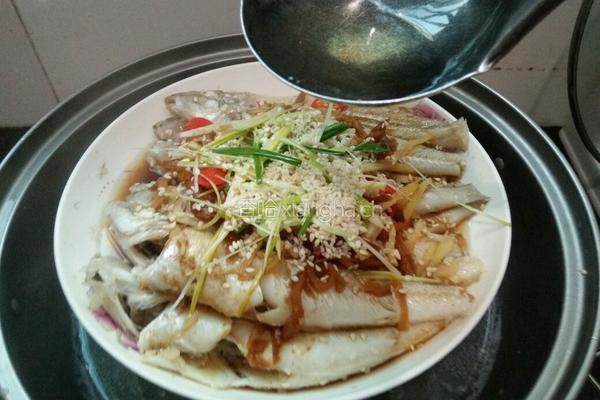 萝卜干蒸沙尖鱼的做法图解13