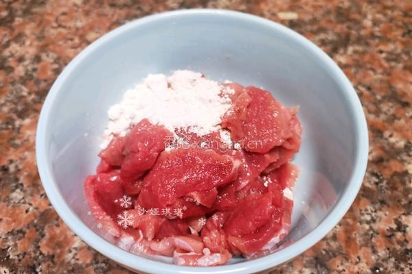 莴笋山药炒牛肉的做法图解7