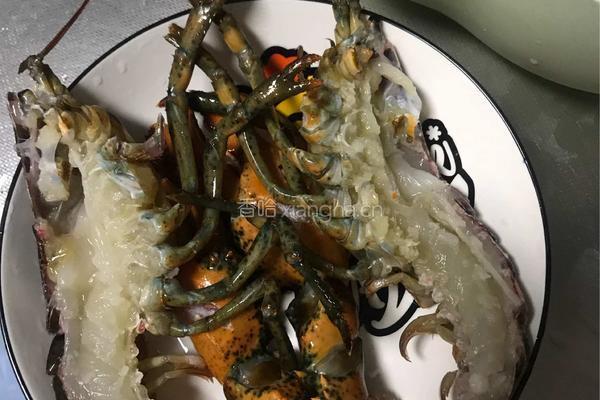 蒜蓉粉丝波士顿龙虾的做法图解1