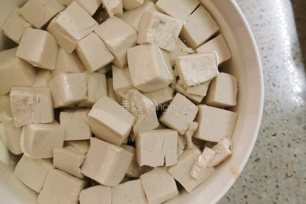 麻婆豆腐的做法图解1