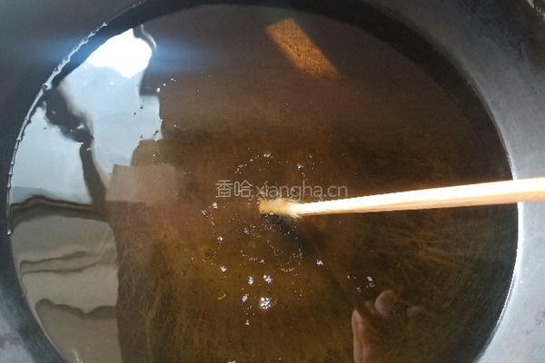 拔丝地瓜的做法图解3