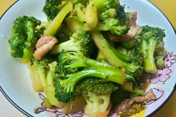 西兰花炒肉的做法图解8