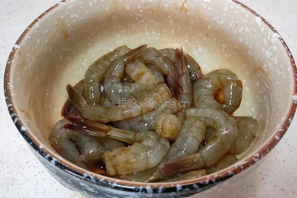 黄金土豆虾球的做法图解3