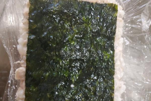 比店里都好吃的超满足元气满满金枪鱼饭团的做法图解21