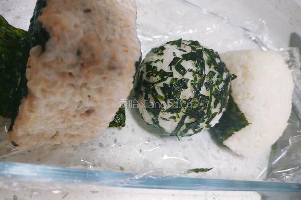 比店里都好吃的超满足元气满满金枪鱼饭团的做法图解23