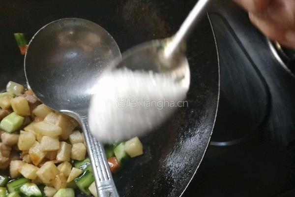 五花肉三丁的做法图解12