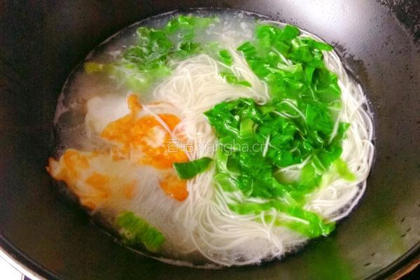 酸辣鸡蛋面的做法图解6