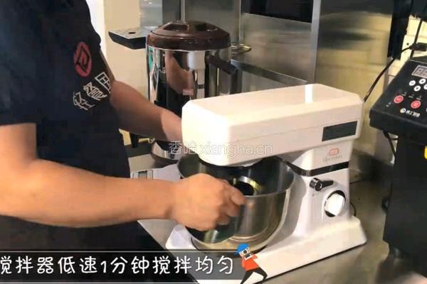 巧克力纸杯蛋糕的做法图解4