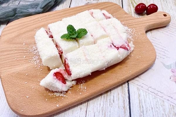 10分钟0失败㊙️高颜值草莓牛奶小方的做法图解11