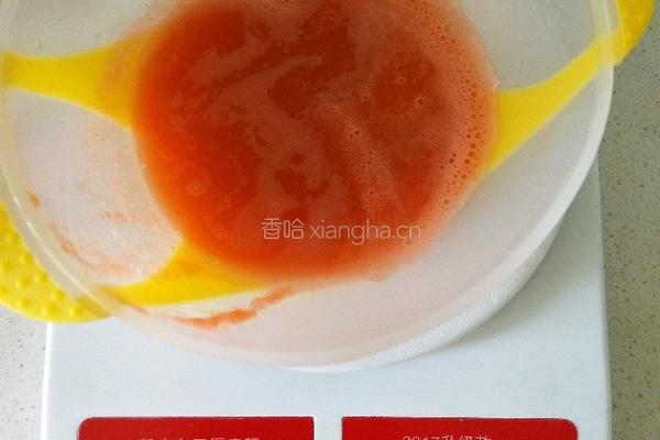 胡萝卜小松饼（8个月宝宝）的做法图解3