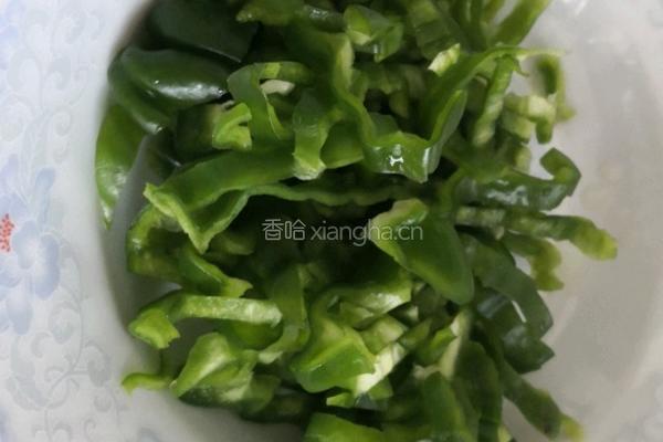 青椒炒瓠子的做法图解3