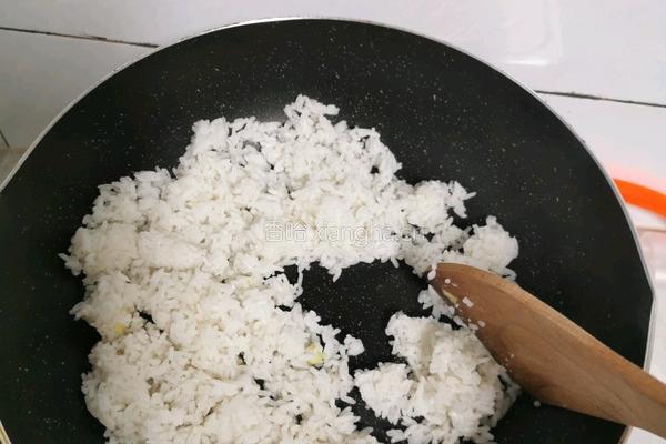 高阶版剁辣椒蛋炒饭的做法图解3