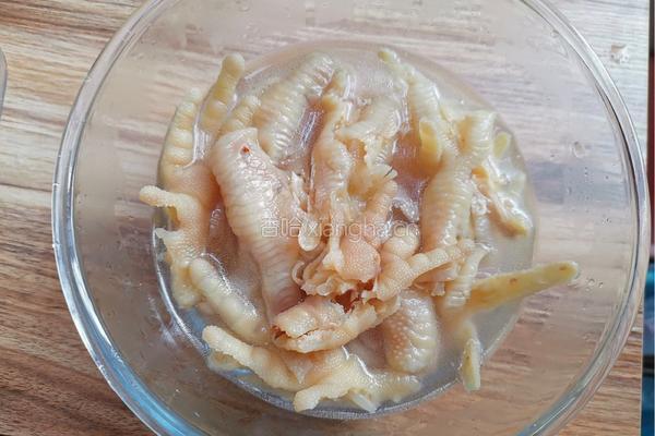 酸辣无骨鸡爪的做法图解7