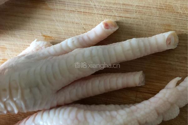 鸡翅煲的做法图解1