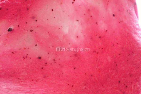 火龙果麻薯软欧包的做法图解4