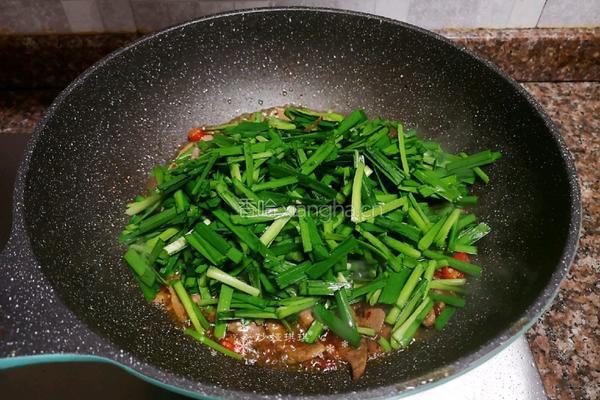 韭菜炒猪肝的做法图解12