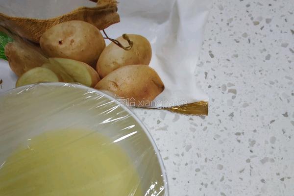 鸡胸肉这么吃肉嫩好吃排湿减肥的做法图解3