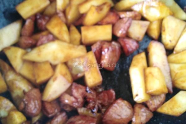 冬笋红烧肉炖土豆的做法图解5