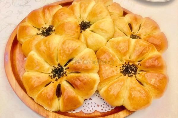 花朵豆沙面包的做法图解15