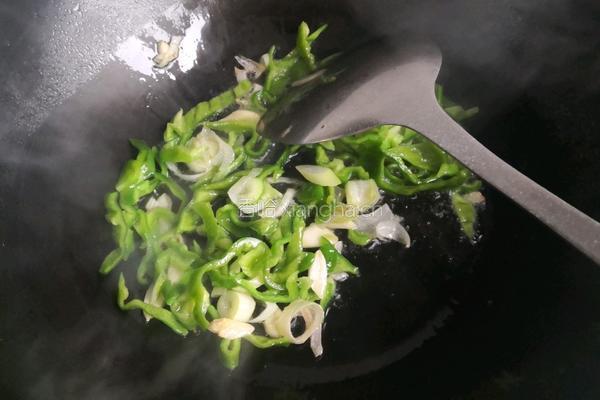 清爽空心菜的做法图解3