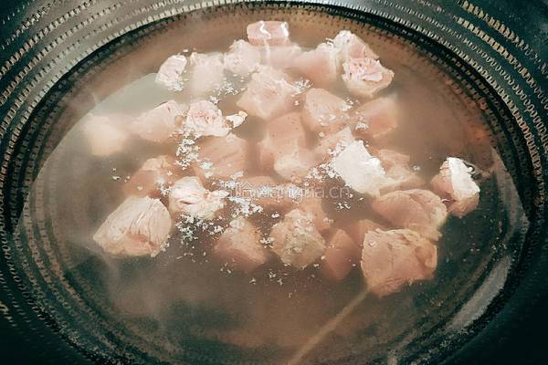 大脚菌豆芽牛腱汤的做法图解5